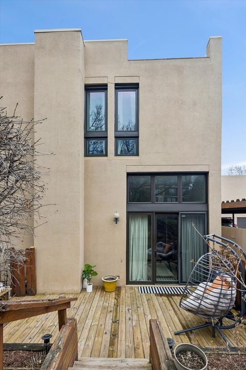 Tiny photo for 20 Oak Tree Court #20, Elmhurst, IL 60126 (MLS # 12599831)