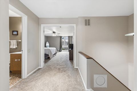 Tiny photo for 20 Oak Tree Court #20, Elmhurst, IL 60126 (MLS # 12599831)