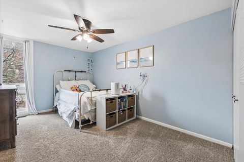 Tiny photo for 20 Oak Tree Court #20, Elmhurst, IL 60126 (MLS # 12599831)