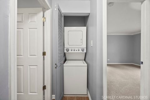 Tiny photo for 1484 Stonebridge Circle #B2, Wheaton, IL 60189 (MLS # 12530727)