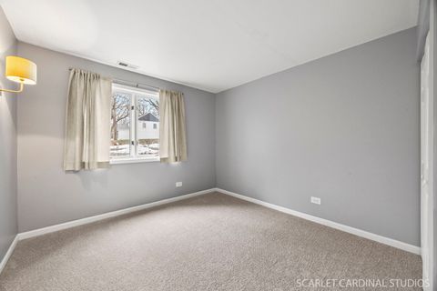 Tiny photo for 1484 Stonebridge Circle #B2, Wheaton, IL 60189 (MLS # 12530727)