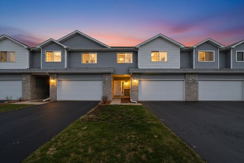 Tiny photo for 1952 Waters Edge Drive, Minooka, IL 60447 (MLS # 12594014)