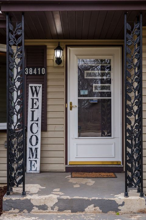 Tiny photo for 38410 N Tewes Court, Beach Park, IL 60087 (MLS # 12589934)