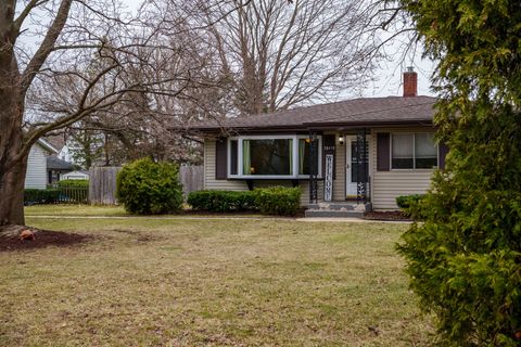 Tiny photo for 38410 N Tewes Court, Beach Park, IL 60087 (MLS # 12589934)