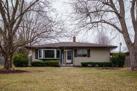 Photo of 38410 N Tewes Court, Beach Park, IL 60087 (MLS # 12589934)
