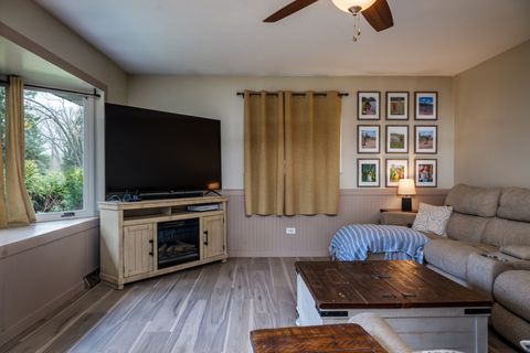 Tiny photo for 38410 N Tewes Court, Beach Park, IL 60087 (MLS # 12589934)