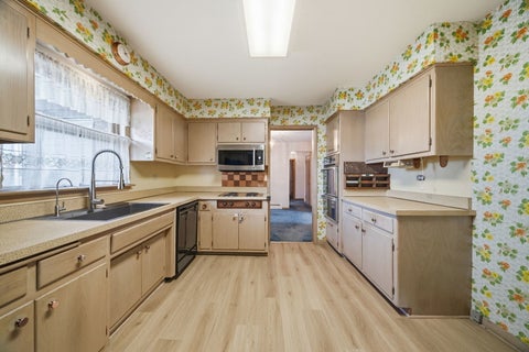 Tiny photo for 6138 W 127th Place, Palos Heights, IL 60463 (MLS # 12743614)