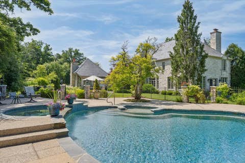 Tiny photo for 2311 Burr Oak RD, Northfield, IL 60093 (MLS # 12694307)