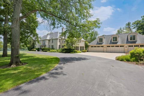 Tiny photo for 2311 Burr Oak RD, Northfield, IL 60093 (MLS # 12694307)
