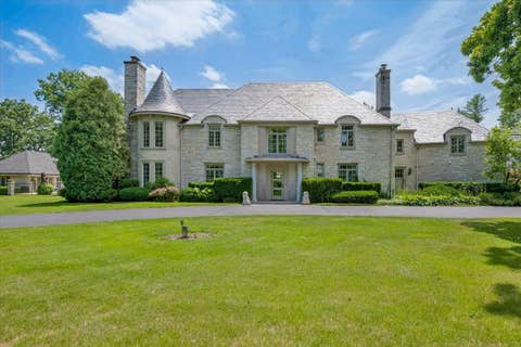 Tiny photo for 2311 Burr Oak RD, Northfield, IL 60093 (MLS # 12694307)
