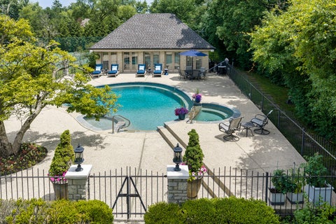Tiny photo for 2311 Burr Oak RD, Northfield, IL 60093 (MLS # 12694307)