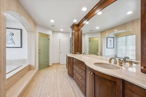 Tiny photo for 2311 Burr Oak RD, Northfield, IL 60093 (MLS # 12694307)