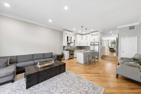 Tiny photo for 2338 N OAKLEY Avenue, Chicago, IL 60647 (MLS # 12626518)