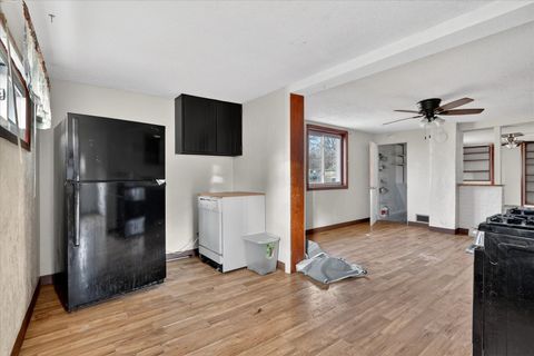 Tiny photo for 2929 Sewell Street, Rockford, IL 61109 (MLS # 12549593)