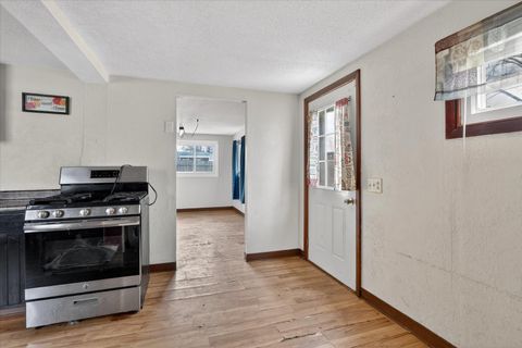 Tiny photo for 2929 Sewell Street, Rockford, IL 61109 (MLS # 12549593)