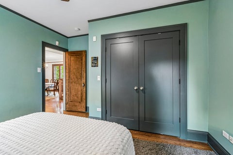 Tiny photo for 1225 N Grove Avenue, Oak Park, IL 60302 (MLS # 12752834)