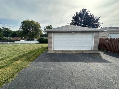 Tiny photo for 2402 Rohlwing Road, Rolling Meadows, IL 60008 (MLS # 12766683)