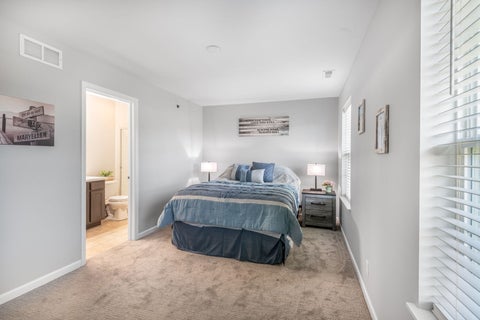 Tiny photo for 7103 Hidden Green Circle, Fox Lake, IL 60020 (MLS # 12770101)