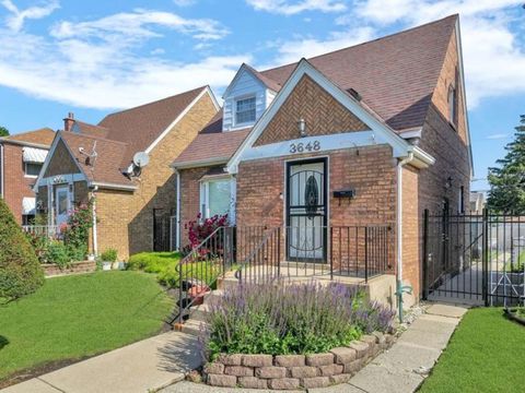 Photo of 3648 W 68th Place, Chicago, IL 60629 (MLS # 12608957)