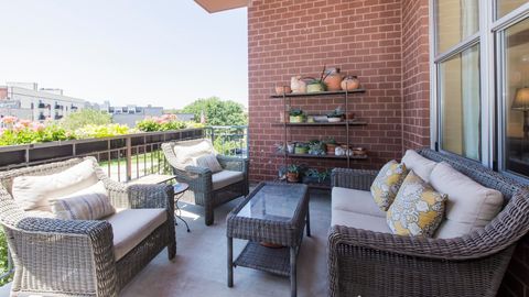 Tiny photo for 1825 N Winnebago Avenue #302, Chicago, IL 60647 (MLS # 12478243)