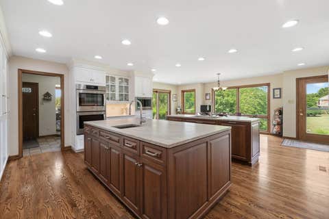 Tiny photo for 14 Hamilton Lane, Oak Brook, IL 60523 (MLS # 12697084)