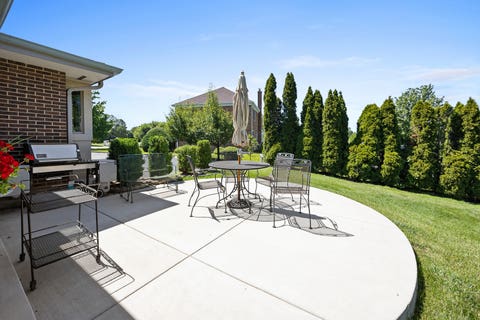 Tiny photo for 14 Hamilton Lane, Oak Brook, IL 60523 (MLS # 12697084)