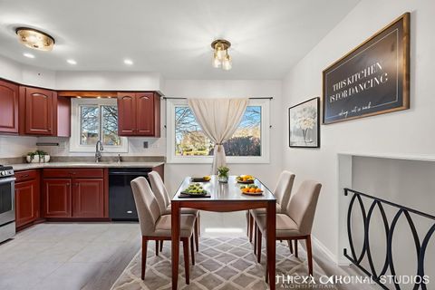 Tiny photo for 446 Manor Hill Lane, Lombard, IL 60148 (MLS # 12504532)