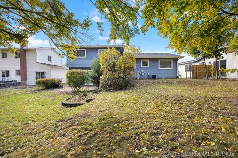 Tiny photo for 446 Manor Hill Lane, Lombard, IL 60148 (MLS # 12504532)