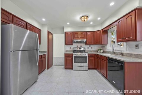 Tiny photo for 446 Manor Hill Lane, Lombard, IL 60148 (MLS # 12504532)