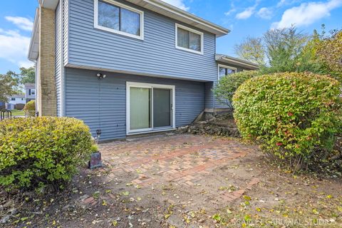 Tiny photo for 446 Manor Hill Lane, Lombard, IL 60148 (MLS # 12504532)