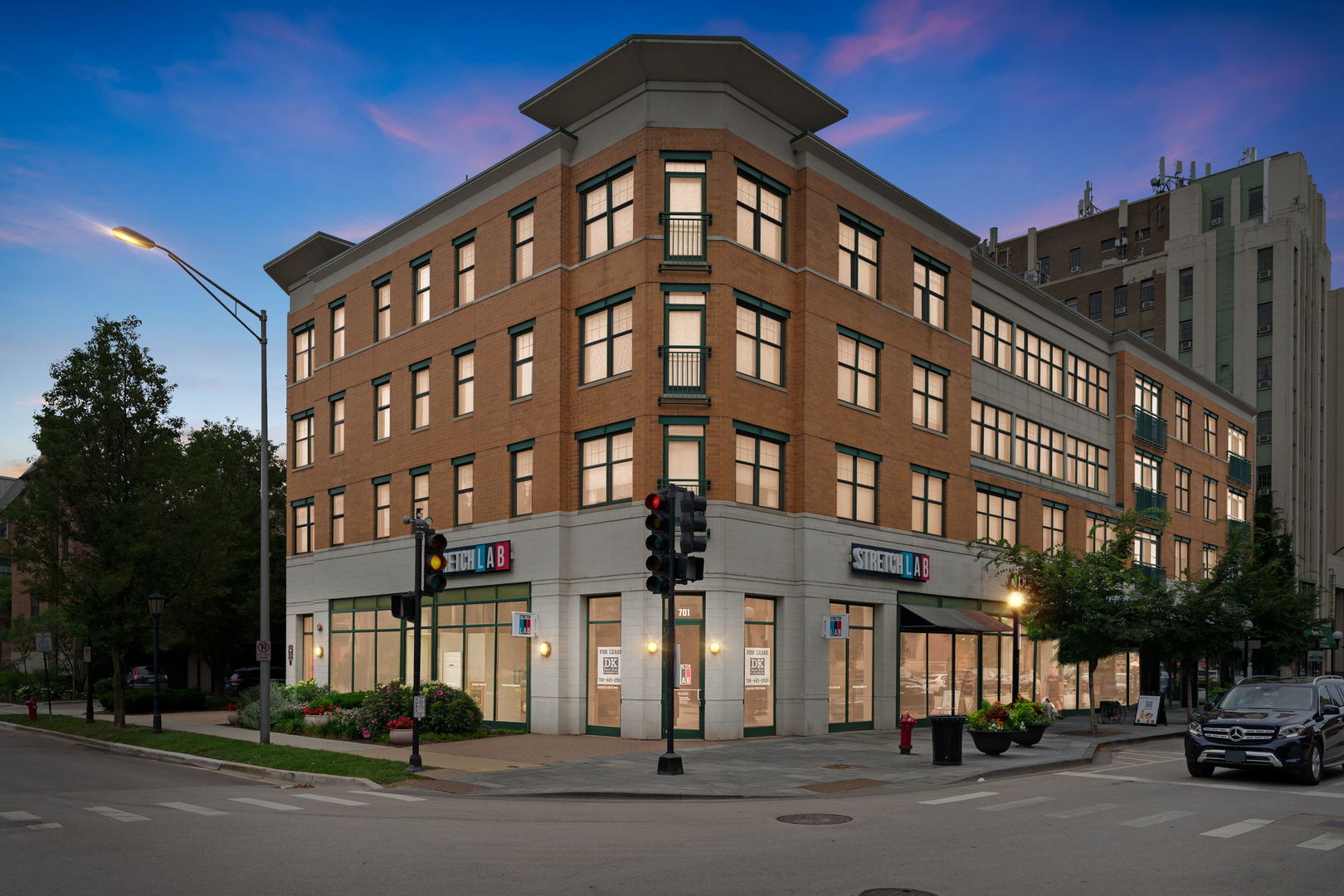 125 N Euclid Avenue 305