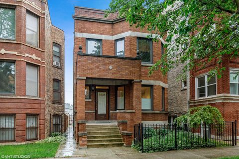 2645 N Mozart Street Chicago IL 60647