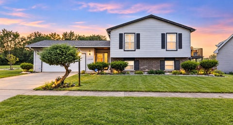 Photo of 639 sullivan Lane, University Park, IL 60484 (MLS # 12762584)