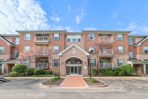 Tiny photo for 2671 Stone Circle #103, Geneva, IL 60134 (MLS # 12625381)