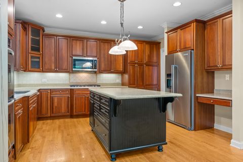 Tiny photo for 130 S Bradford Court, Lake Forest, IL 60045 (MLS # 12701354)
