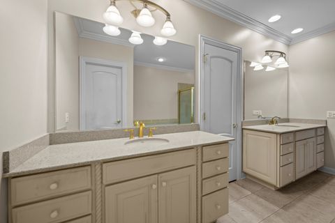 Tiny photo for 130 S Bradford Court, Lake Forest, IL 60045 (MLS # 12701354)