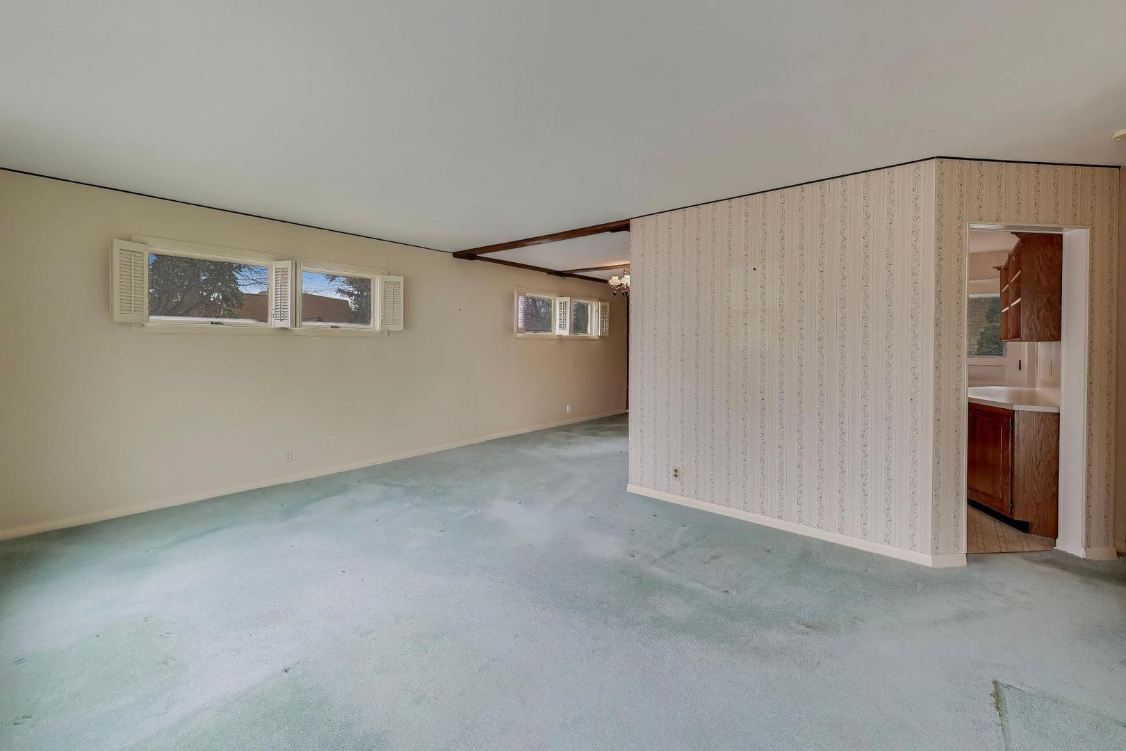 320 N Prospect Manor Avenue