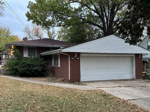 Tiny photo for 907 21st Street, Rockford, IL 61108 (MLS # 12524422)