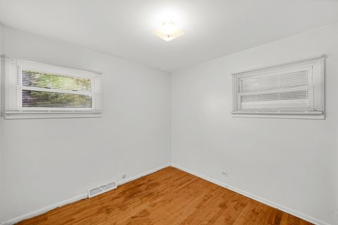 Tiny photo for 16300 Winchester Avenue, Markham, IL 60426 (MLS # 12497787)