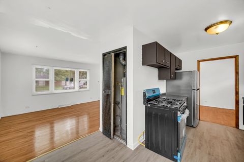 Tiny photo for 16300 Winchester Avenue, Markham, IL 60426 (MLS # 12497787)