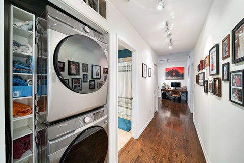 Tiny photo for 6701 N Bosworth Avenue #3, Chicago, IL 60626 (MLS # 12761913)