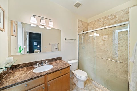 Tiny photo for 6701 N Bosworth Avenue #3, Chicago, IL 60626 (MLS # 12761913)