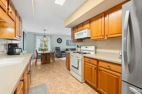 Tiny photo for 1310 Blair Lane, Hoffman Estates, IL 60169 (MLS # 12503567)