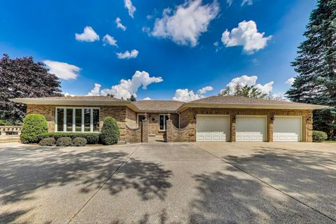 21070 W Columbia Court Lake Zurich IL 60047