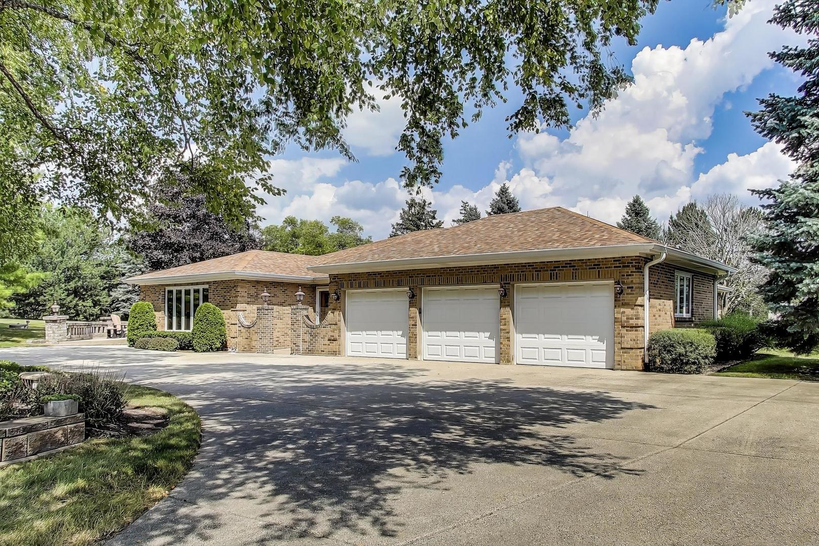 21070 W Columbia Court