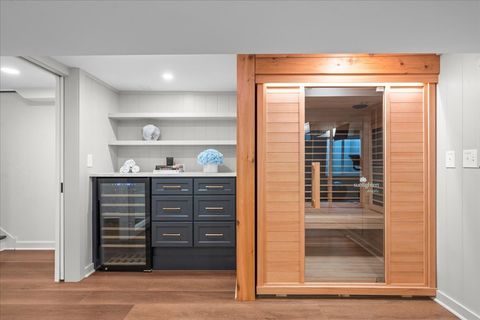 Tiny photo for 2335 Pebblefork Lane, Northfield, IL 60093 (MLS # 12603397)