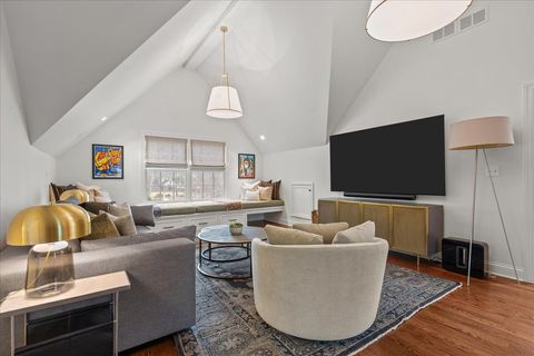 Tiny photo for 2335 Pebblefork Lane, Northfield, IL 60093 (MLS # 12603397)