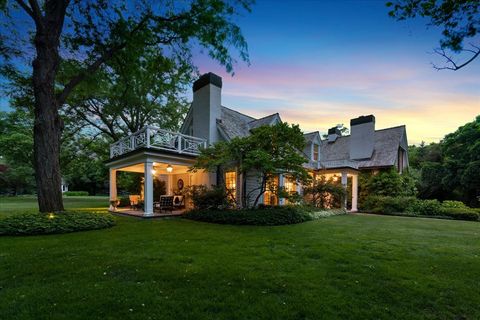 Tiny photo for 2335 Pebblefork Lane, Northfield, IL 60093 (MLS # 12603397)