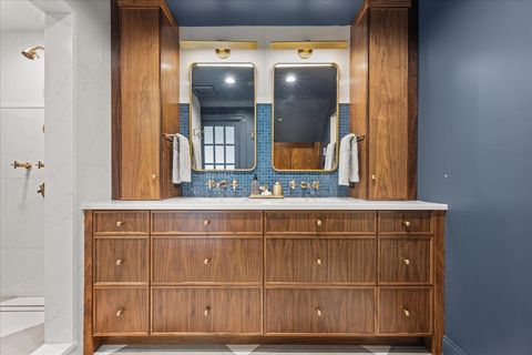 Tiny photo for 2335 Pebblefork Lane, Northfield, IL 60093 (MLS # 12603397)