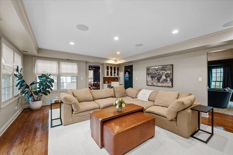 Tiny photo for 2335 Pebblefork Lane, Northfield, IL 60093 (MLS # 12603397)